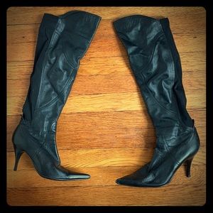 Popushier Black Leather knee high stretch Boots